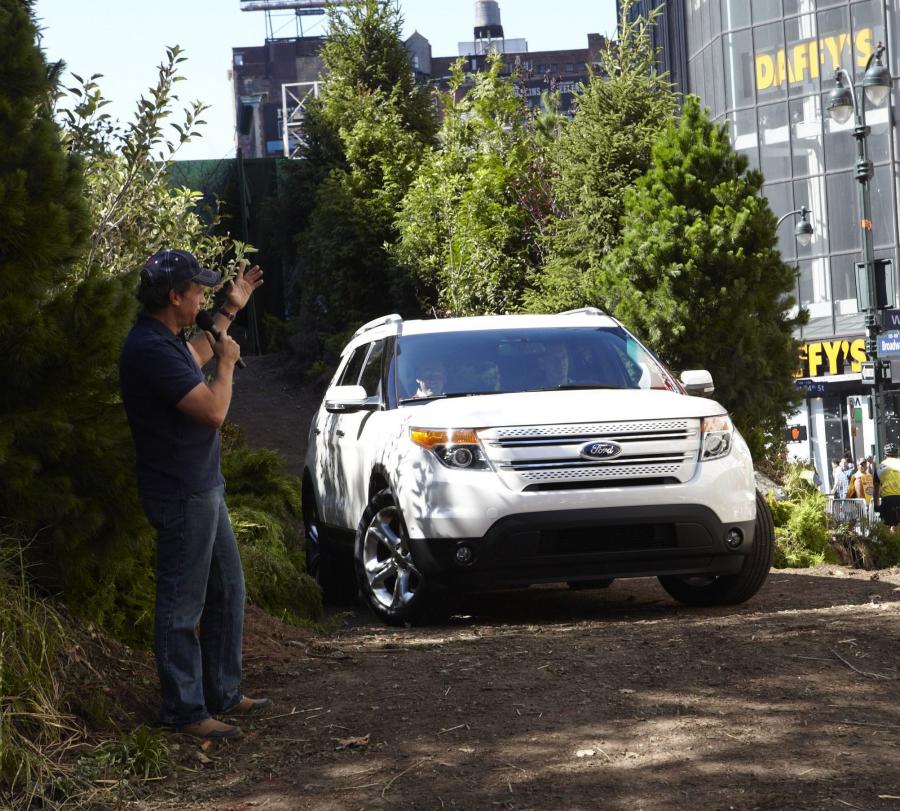  Ford Explorer 2011 года  (фото 144 из 174)